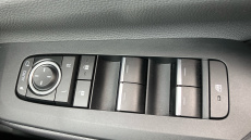 Toyota Prius 2.0 PHEV Design 5dr CVT Hatchback